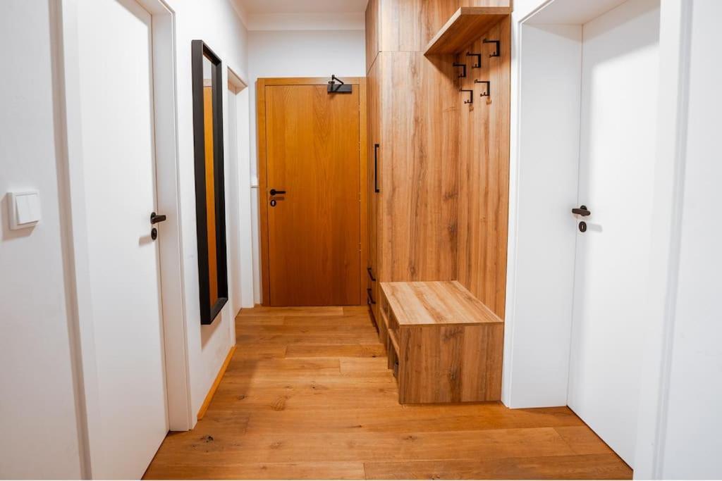 Rodinny Apartman V Srdci Krkonos Bratrouchov Luaran gambar